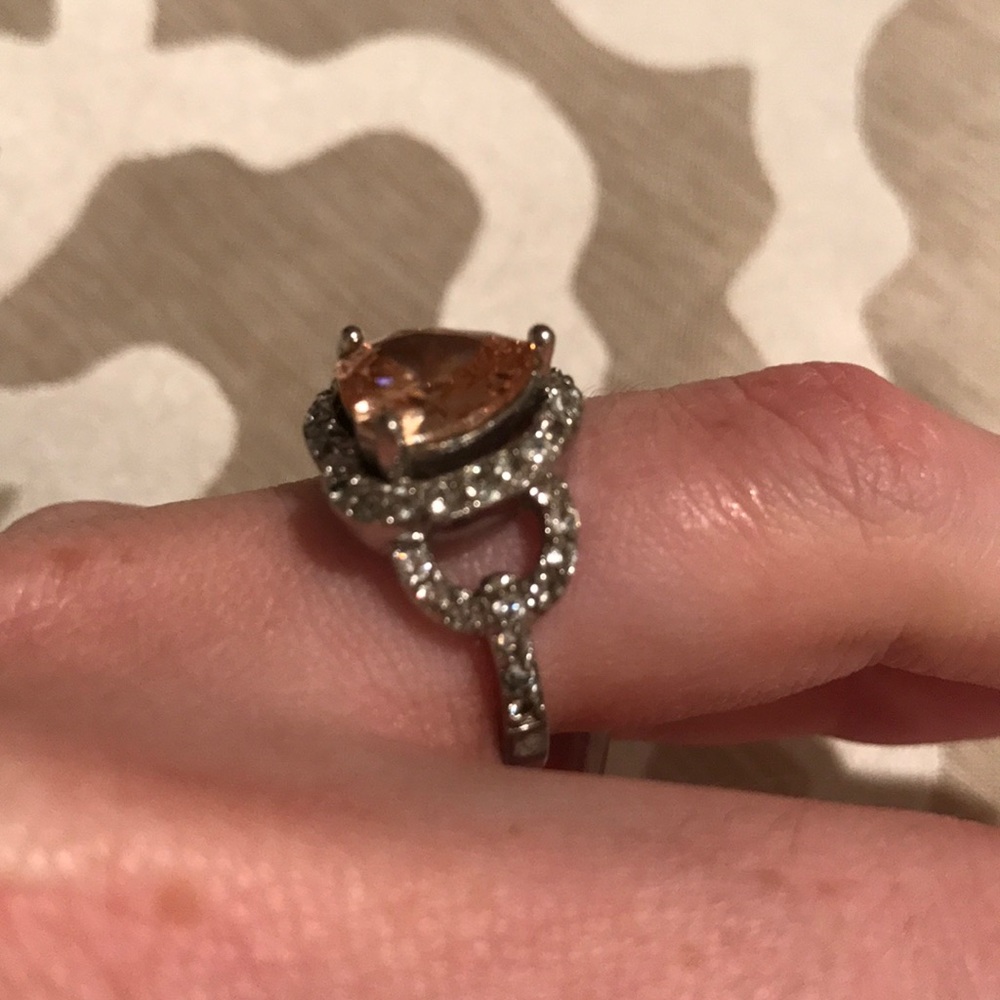 Heart ring - Picture 2 of 5